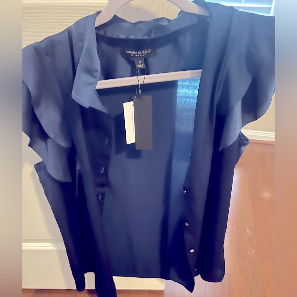 New NWT Banana Republic Sleeveless Ruffle Sleeve Dillon Top Blouse Navy M Medium